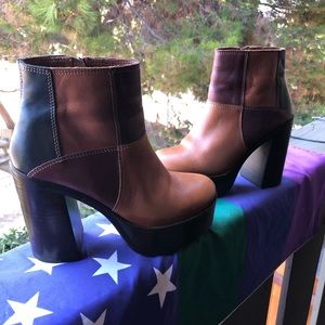 *RARE* Steve Madden Gara Patchwork Platform Boot